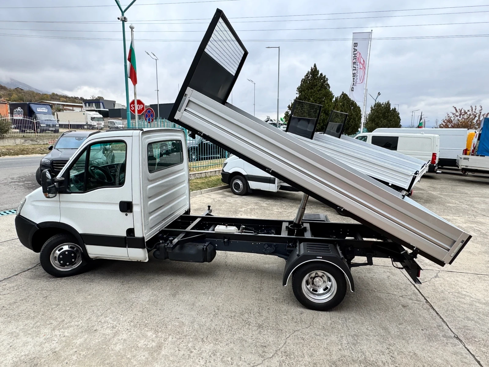 Iveco Daily 3.0HPI* 35c15* Тристранен самосвал - изображение 5