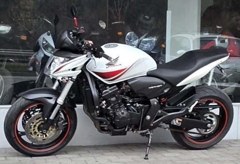 Honda Hornet 600, снимка 2 - Мотоциклети и мототехника - 53456682