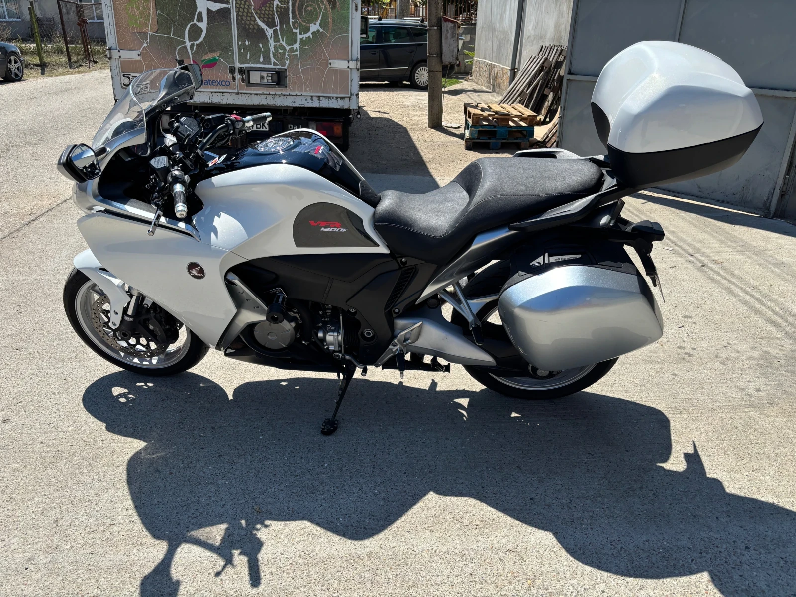 Honda Vfr 1200 F, снимка 3 - Мотоциклети и мототехника - 55880775