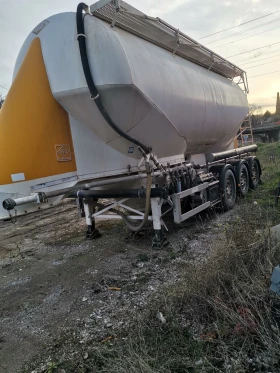 Полуремарке Feldbinder 36м3, снимка 2