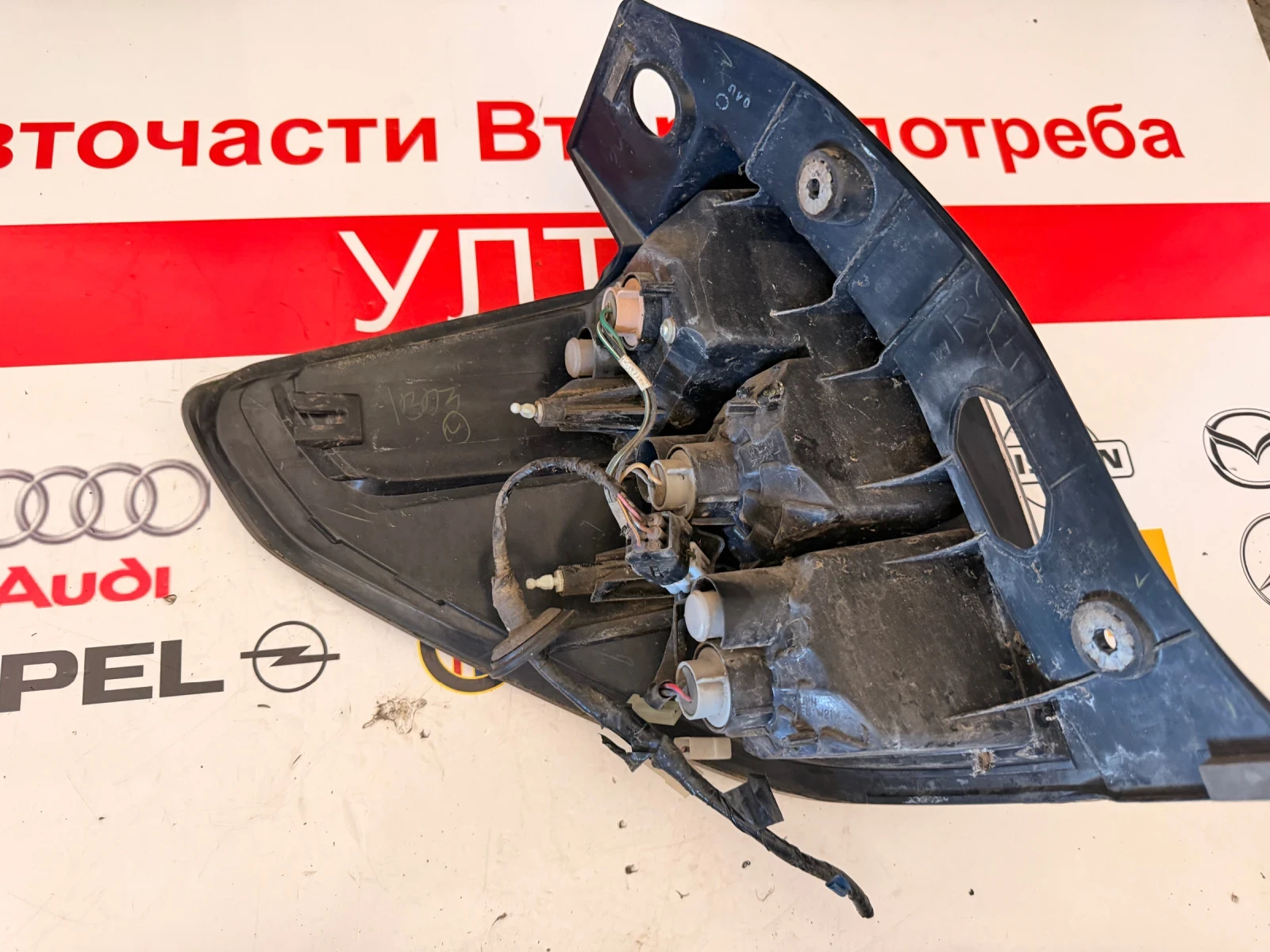 220-20048 Десен  стоп Subaru Forester III 2008-2013, снимка 2 - Части - 55231828