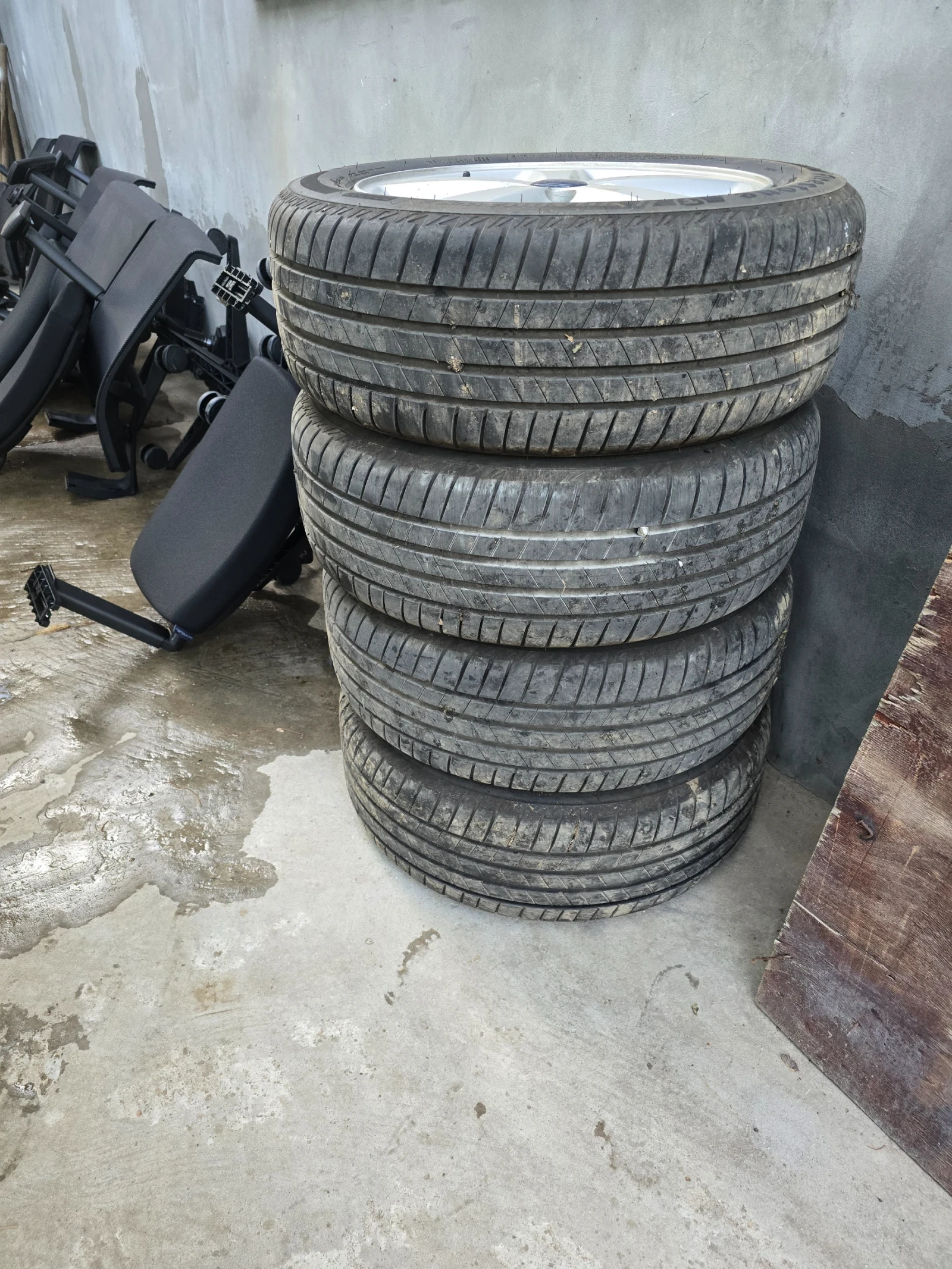 Гуми с джанти Firestone 205/55R16, снимка 3 - Гуми и джанти - 55687756