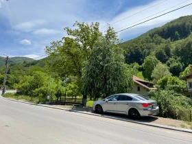 Toyota Avensis 2.0 CVT Luxury, снимка 2