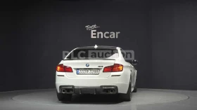 BMW M5 M SPORT + HEAD UP/360/PANO/FULL, снимка 4