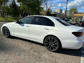 Mercedes-Benz E 220 4-MATIC Avantgarde ГАРАНЦИЯ като нов!, снимка 9