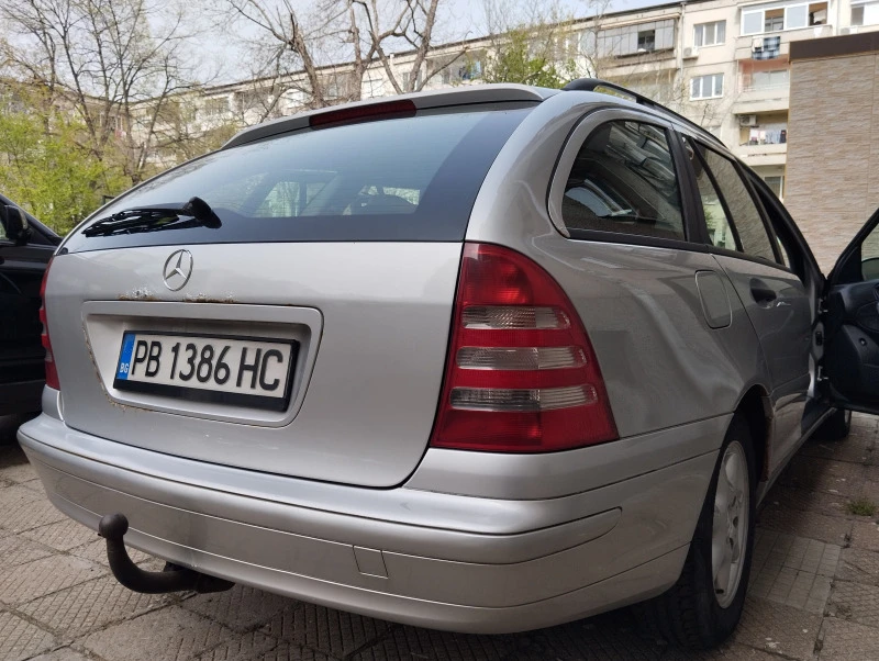 Mercedes-Benz C 220, снимка 10 - Автомобили и джипове - 46582038