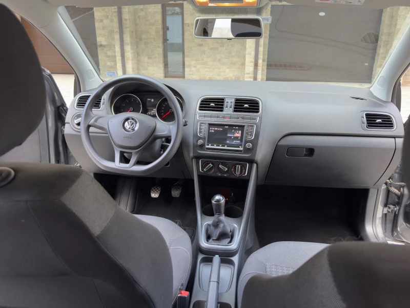 VW Polo 1.0FSI!35000км.!LED!TOP!, снимка 4 - Автомобили и джипове - 47454776