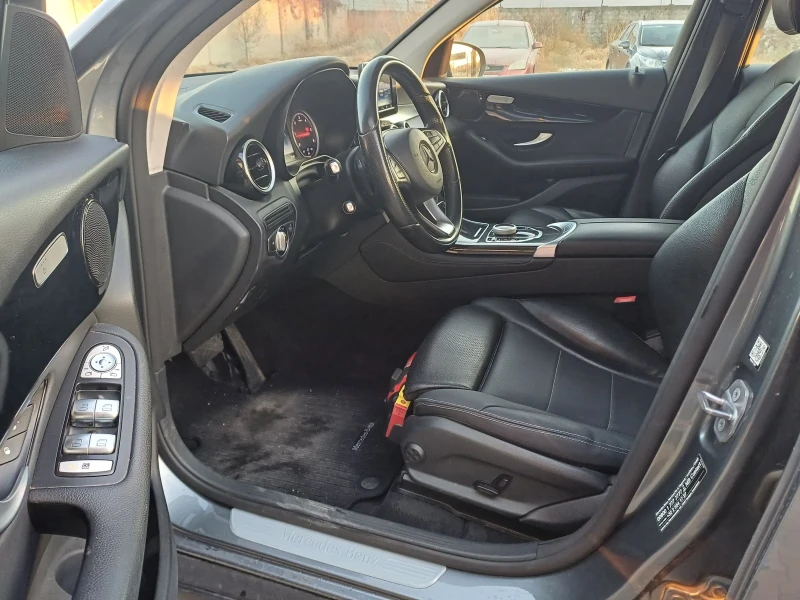 Mercedes-Benz GLC 220 220* 9G* 4MATIC* * NAVI*  PDC* LED*  Lizing , снимка 9 - Автомобили и джипове - 45769165