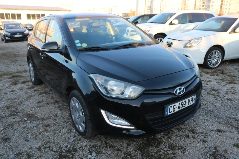 Hyundai I20 1.4 CRDI, снимка 2 - Автомобили и джипове - 48193569