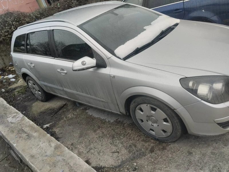 Opel Astra 1.7, снимка 2 - Автомобили и джипове - 48758417