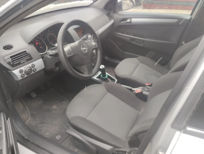 Opel Astra 1.7, снимка 7 - Автомобили и джипове - 48758417