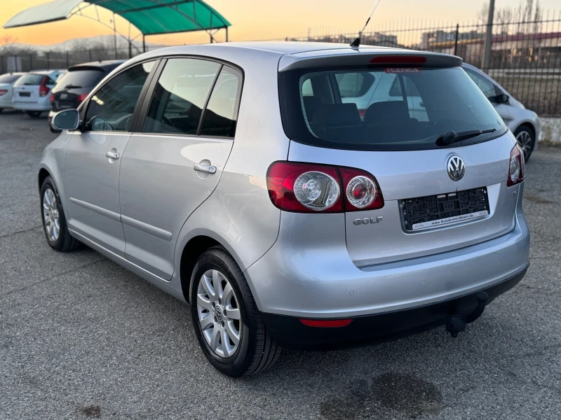 VW Golf Plus 1.6 Автоматик, снимка 5 - Автомобили и джипове - 49065856