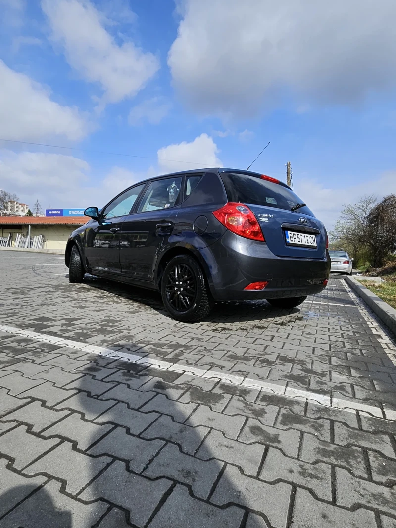 Kia Ceed, снимка 3 - Автомобили и джипове - 49544041