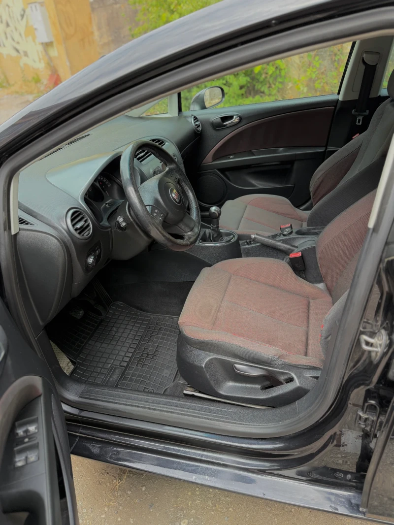 Seat Leon, снимка 6 - Автомобили и джипове - 51798365