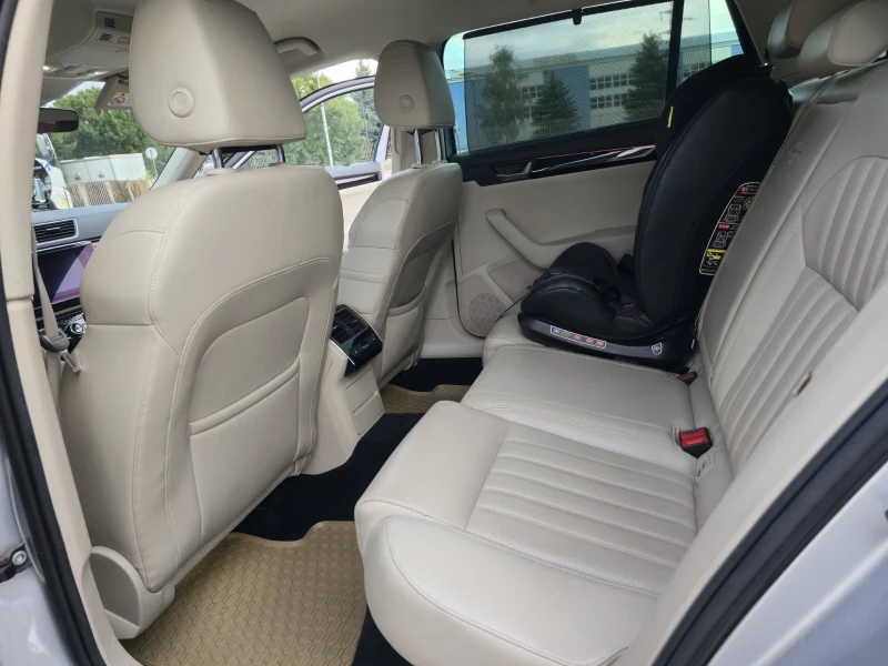 Skoda Superb 2.0 TDI, N1, обдухване, адаптивно окачване , снимка 14 - Автомобили и джипове - 51871944