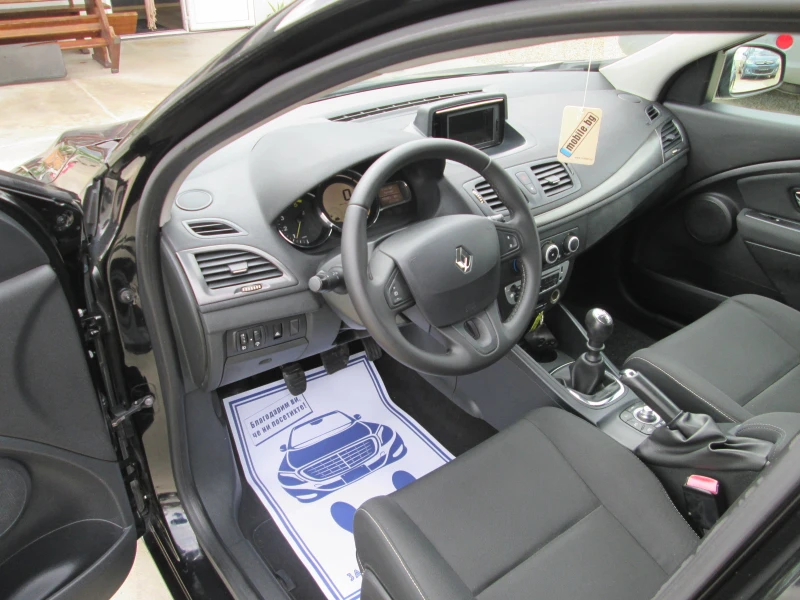 Renault Megane 1.5dci-НАВИ-КАМЕРА, снимка 11 - Автомобили и джипове - 52115958
