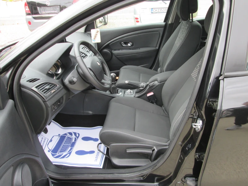Renault Megane 1.5dci-НАВИ-КАМЕРА, снимка 10 - Автомобили и джипове - 52115958