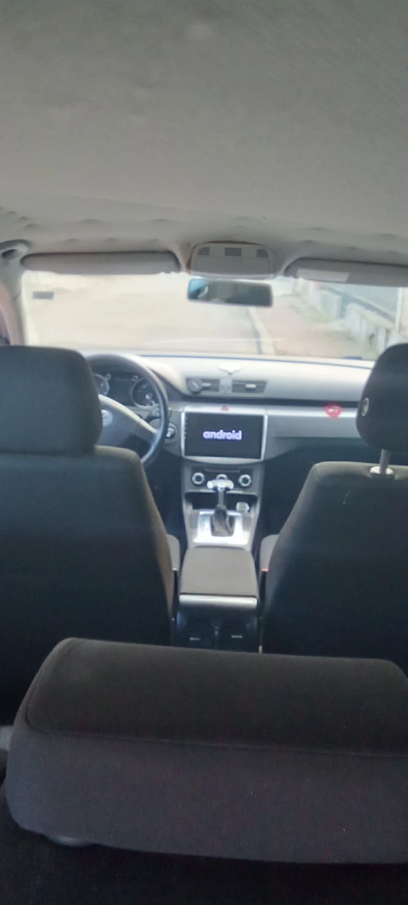 VW Passat B6 автоматик, снимка 6 - Автомобили и джипове - 52270512