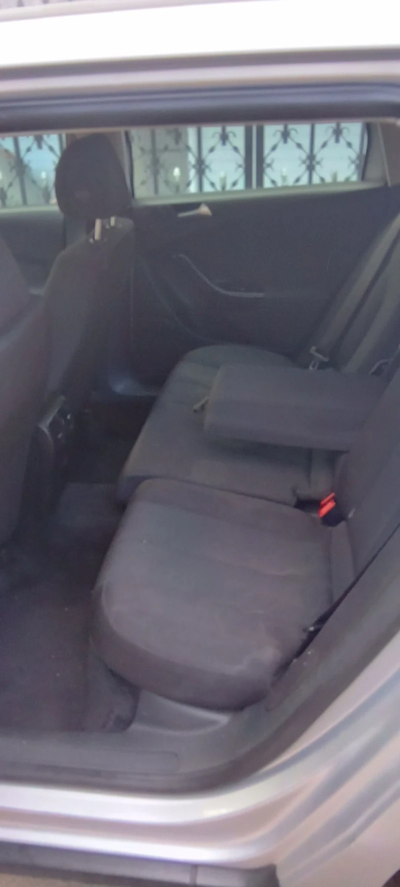 VW Passat B6 автоматик, снимка 7 - Автомобили и джипове - 52270512