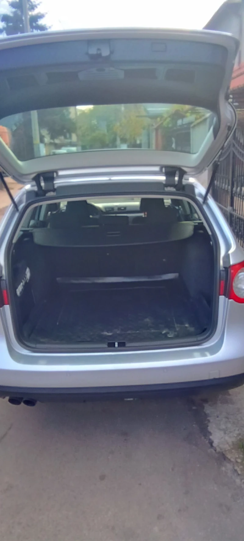 VW Passat B6 автоматик, снимка 5 - Автомобили и джипове - 52270512