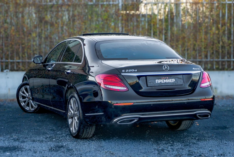 Mercedes-Benz E 220 4Matic-EXCLUSIVE-9GTRONIC-ТОП-ГАРАНЦИЯ, снимка 6 - Автомобили и джипове - 52811066