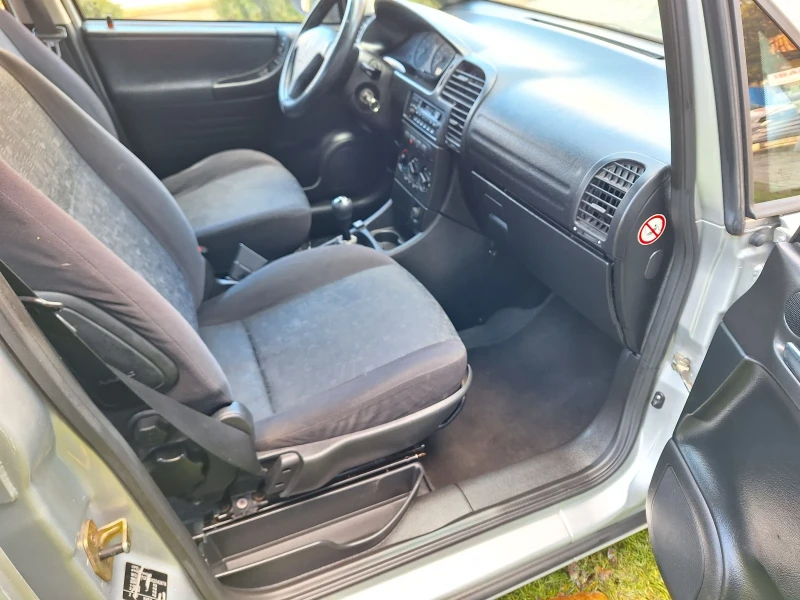 Opel Zafira 1.8 газ бензин 7 местен , снимка 7 - Автомобили и джипове - 52904370