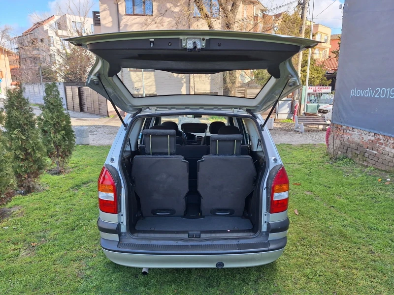 Opel Zafira 1.8 газ бензин 7 местен , снимка 14 - Автомобили и джипове - 52904370