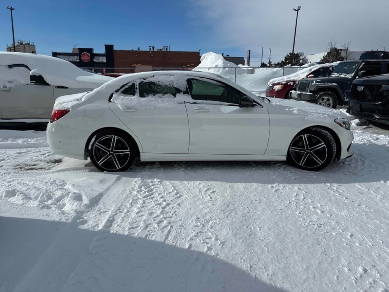 Mercedes-Benz C 300 * CARFAX * ЦЕНА ДО БГ, снимка 4 - Автомобили и джипове - 53205736