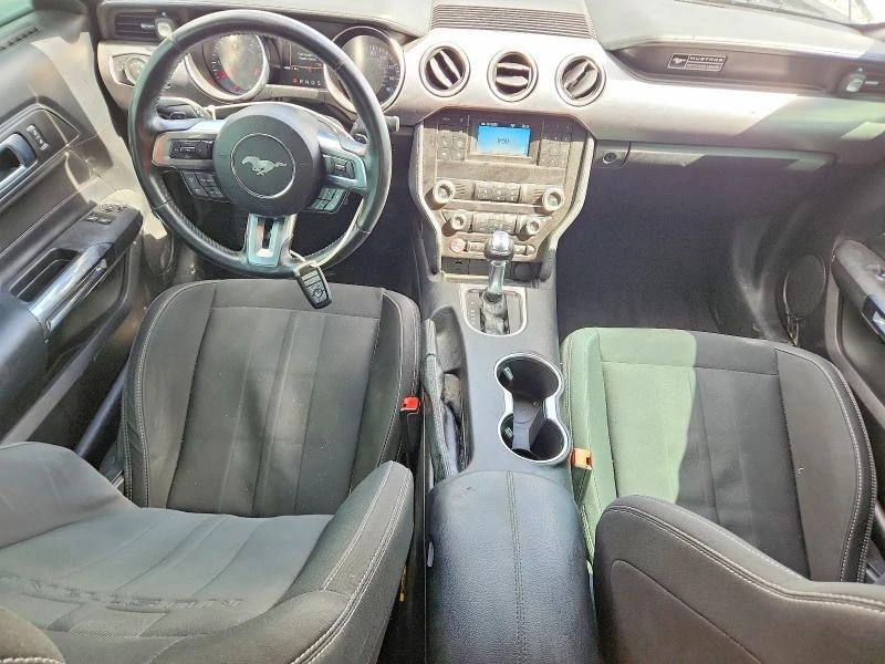 Ford Mustang, снимка 8 - Автомобили и джипове - 54657536