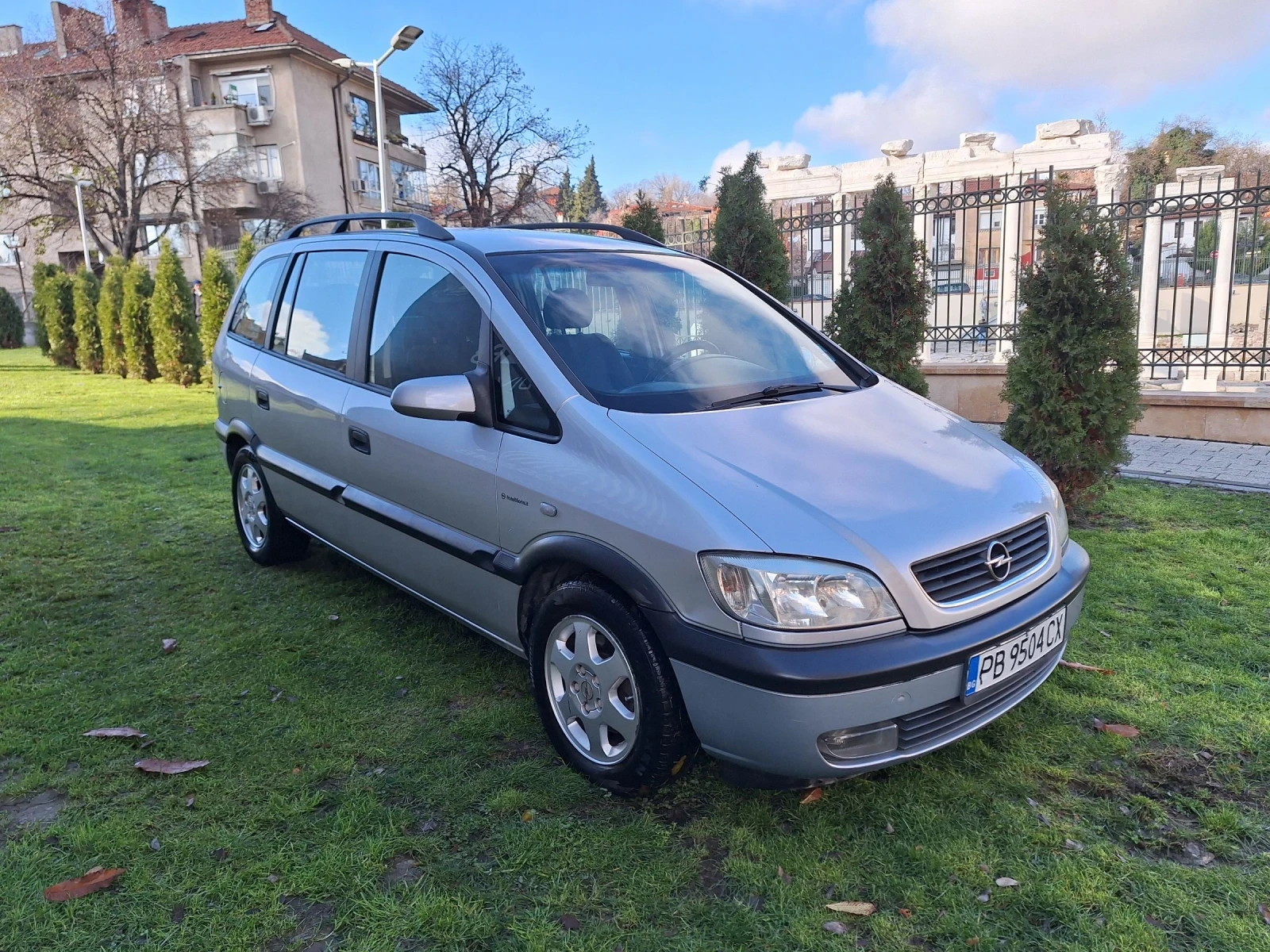 Opel Zafira 1.8 газ бензин 7 местен , снимка 1