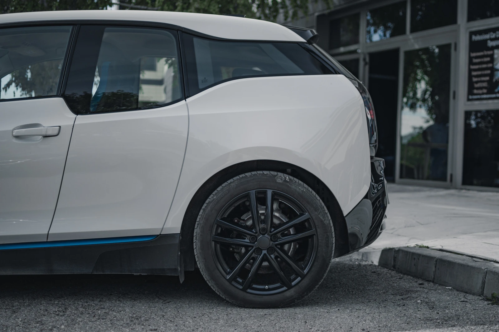 BMW i3 94Ah / Navi/Парктроник - изображение 5