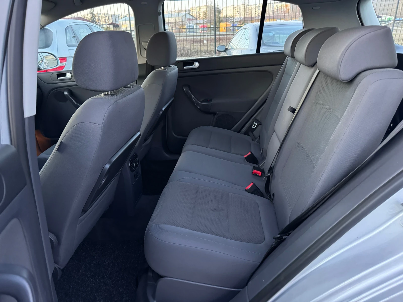 VW Golf Plus 1.6  | Mobile.bg   11