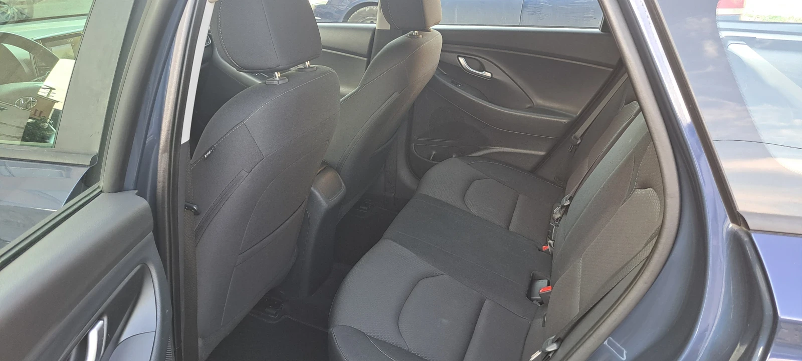 Hyundai I30 1.6 CRDI DCT - изображение 10