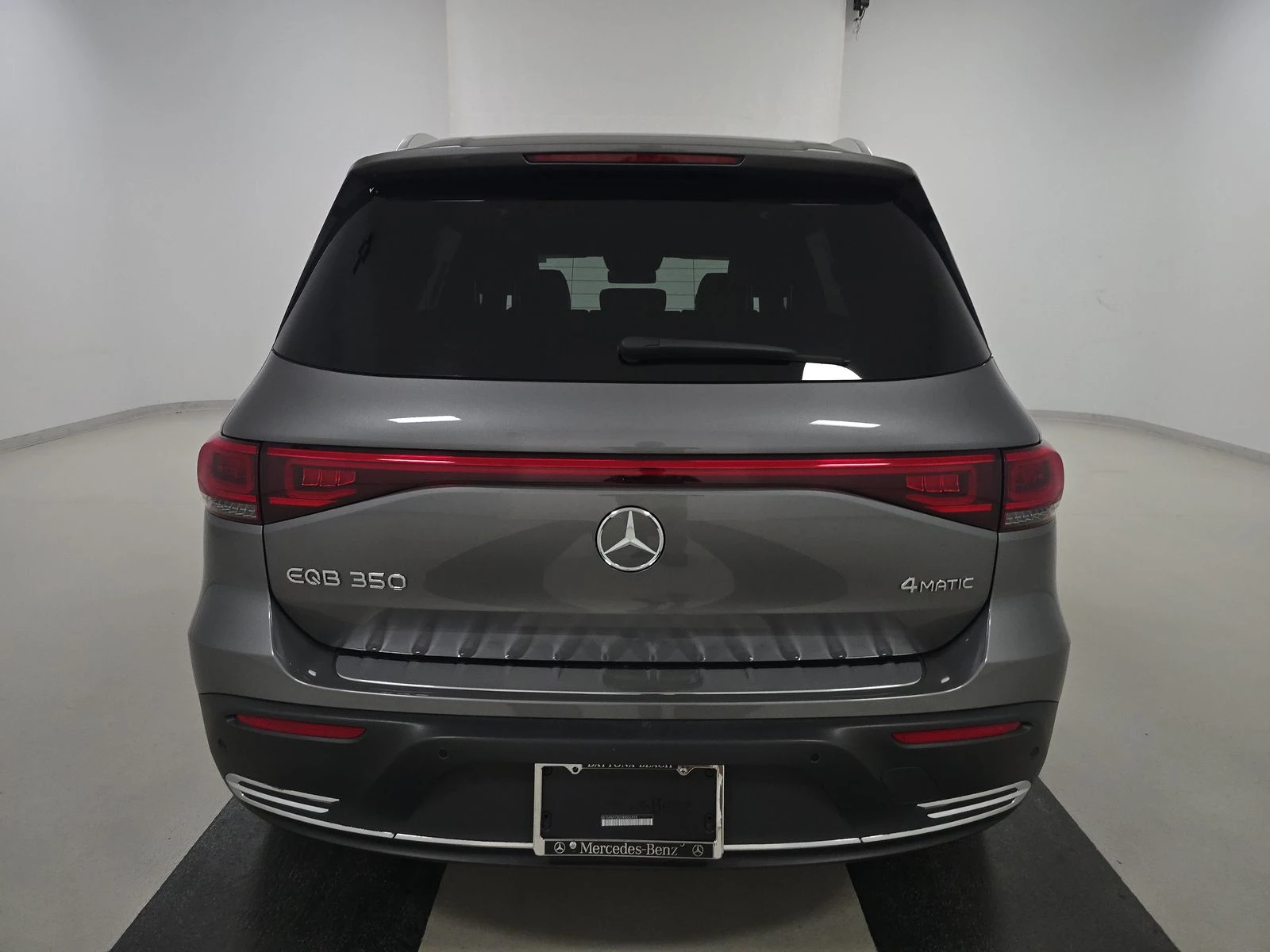 Mercedes-Benz EQB DISTRONIK* LANE ASSIST* PANO* ADVANCE AUDIO* KEYLE - изображение 4