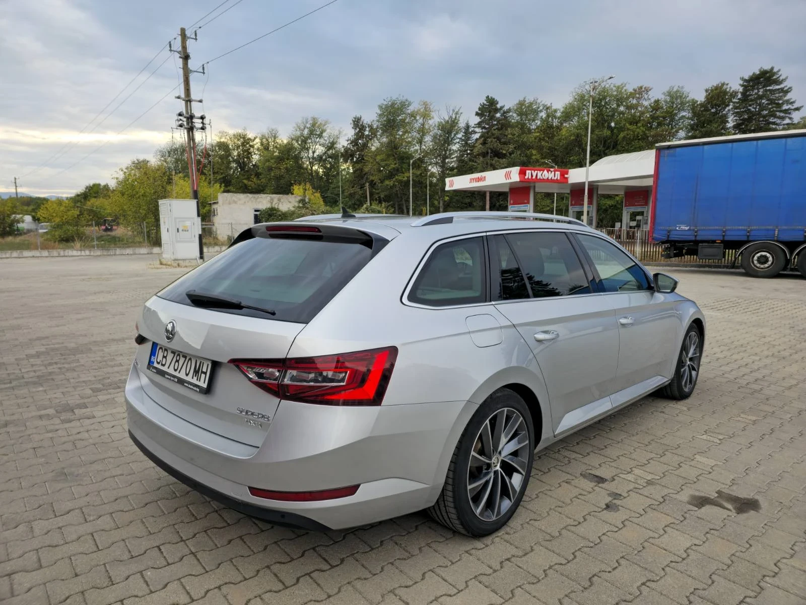 Skoda Superb 2.0 TDI, N1, обдухване, адаптивно окачване  - изображение 5