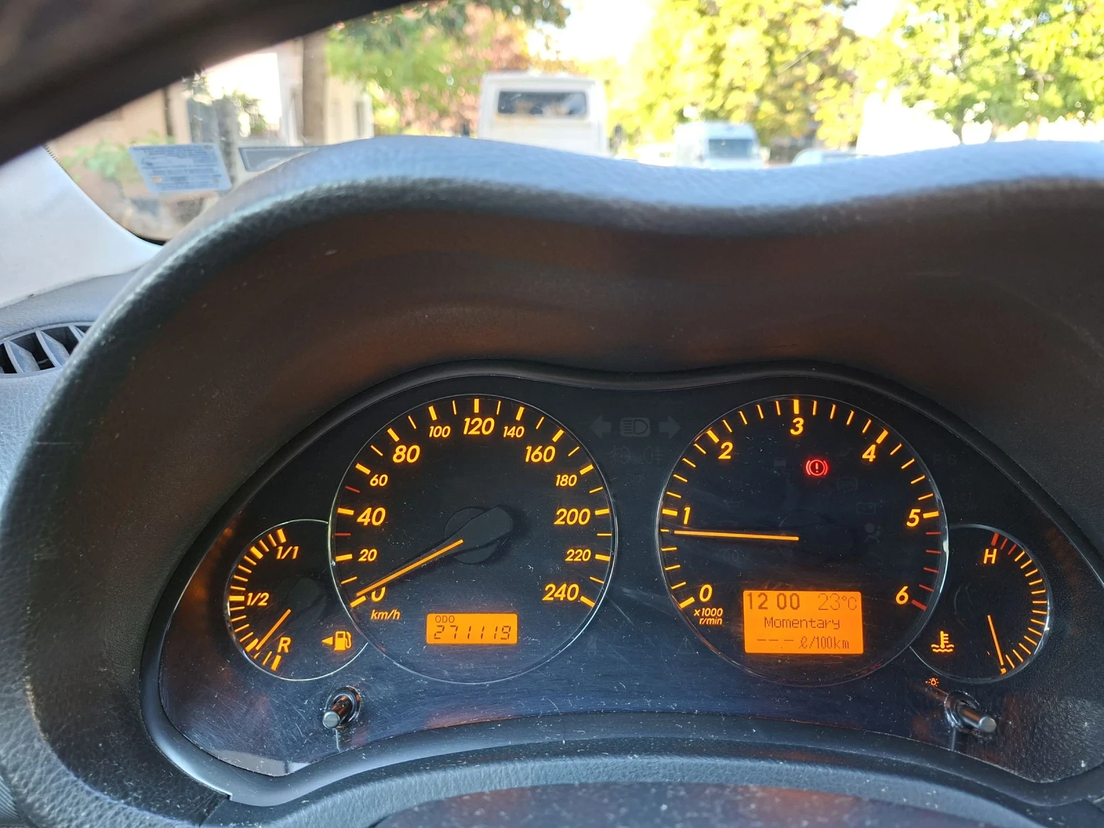 Toyota Avensis  - изображение 9