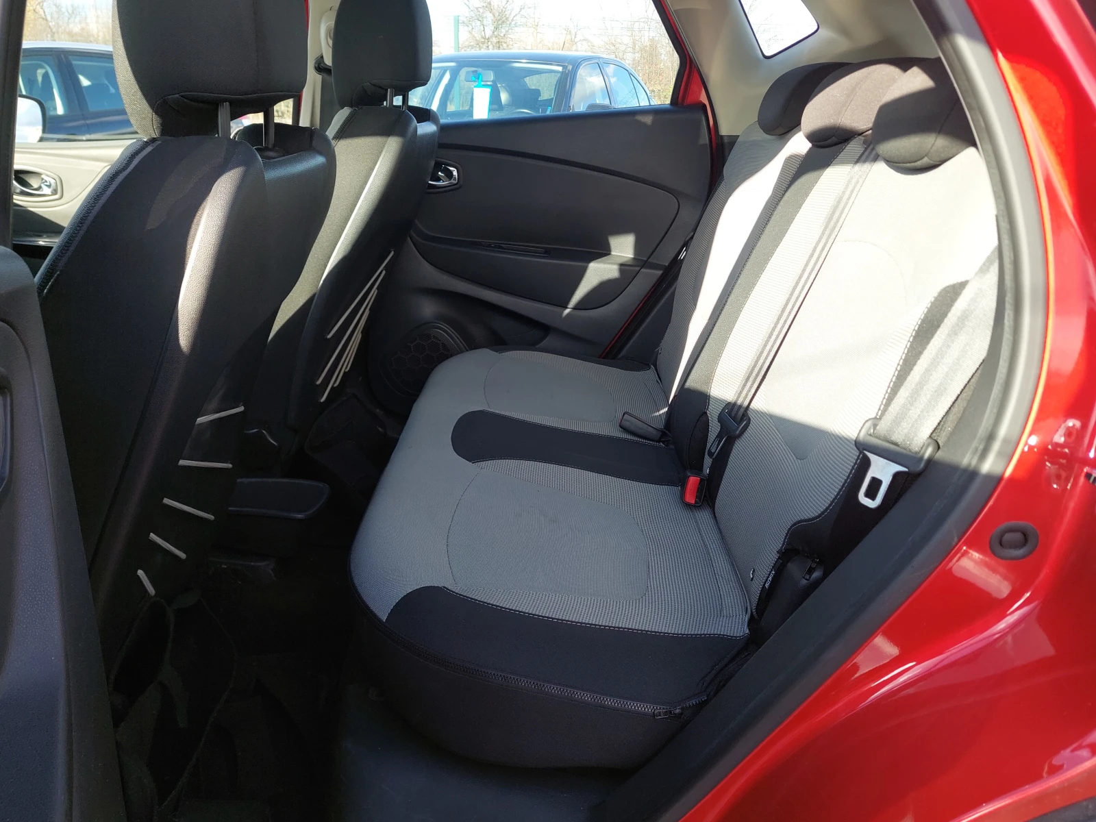Renault Captur  - изображение 9