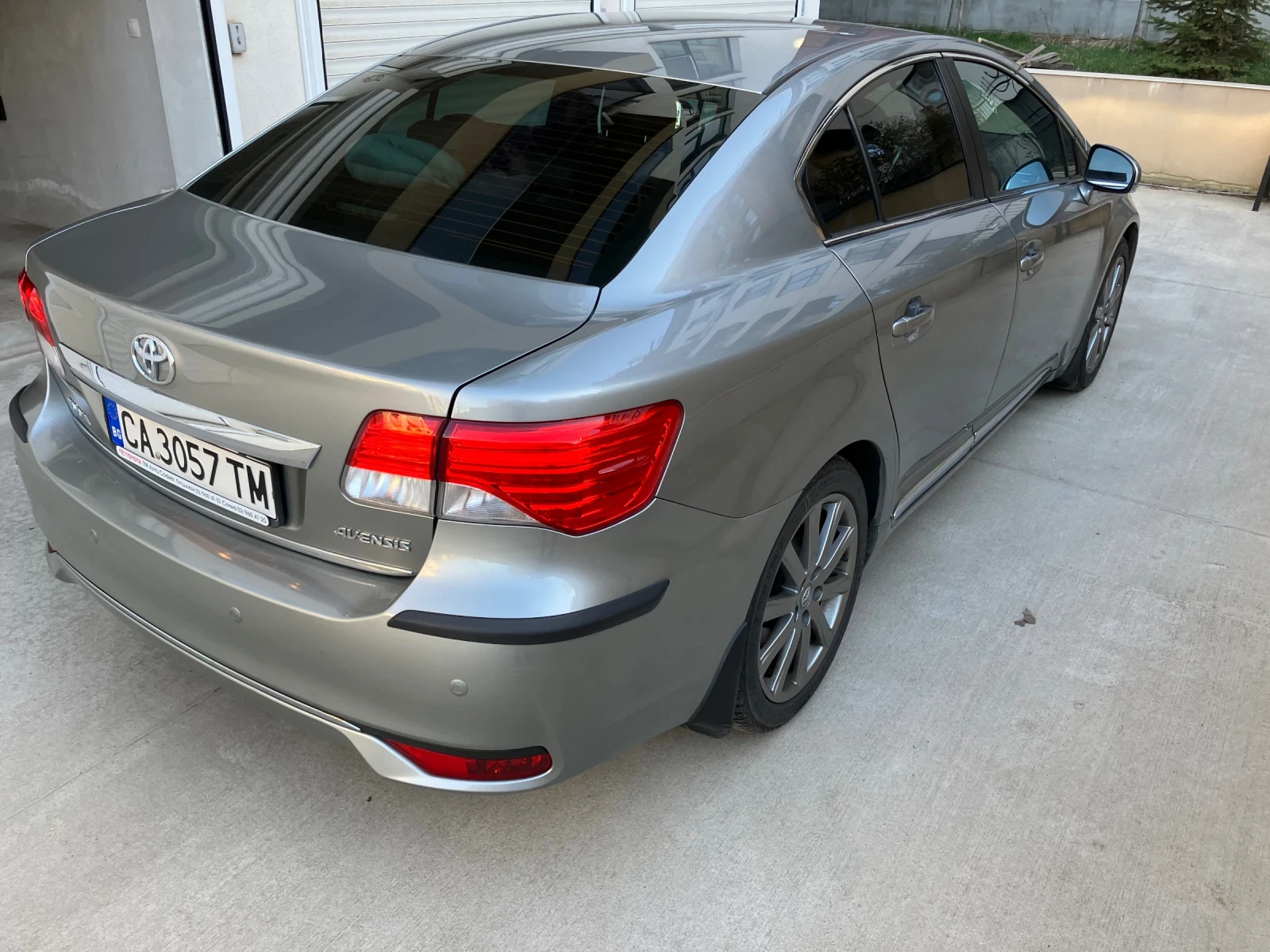 Toyota Avensis 2.0 CVT Luxury, снимка 7 - Автомобили и джипове - 53829601
