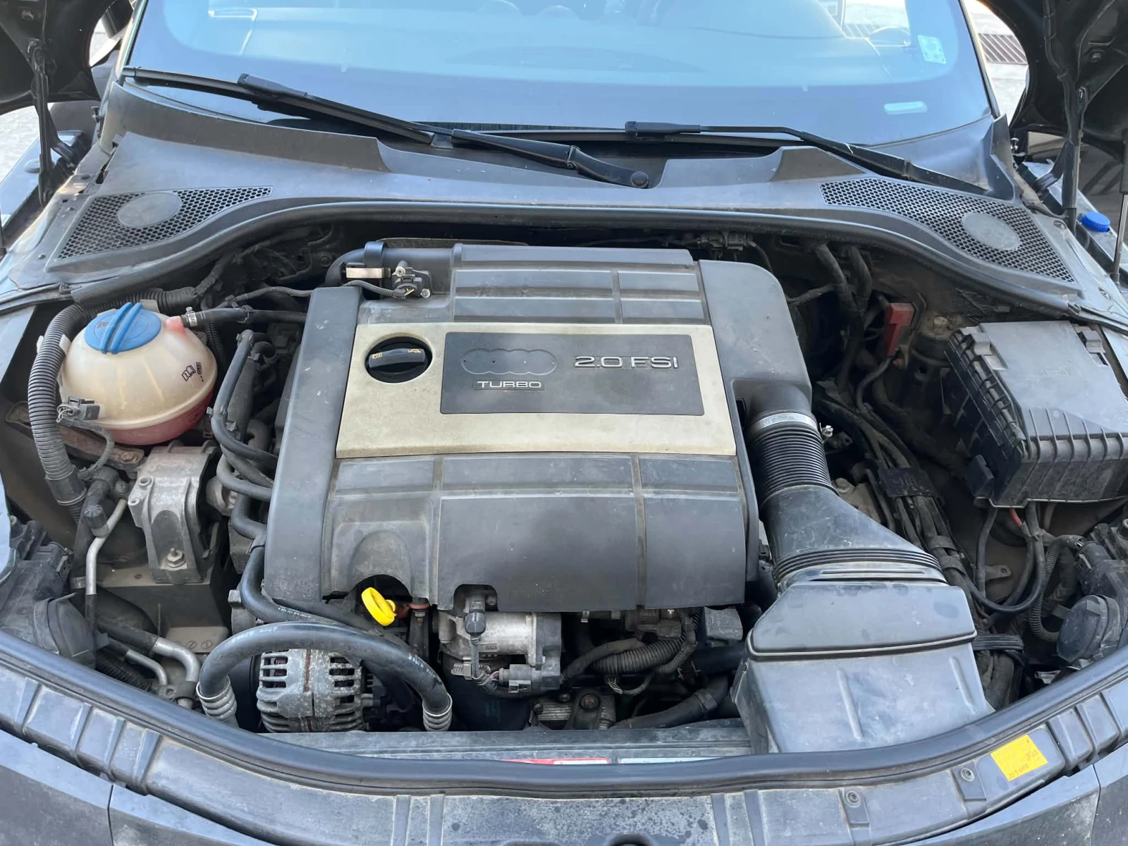 Audi Tt, снимка 15 - Автомобили и джипове - 55383547