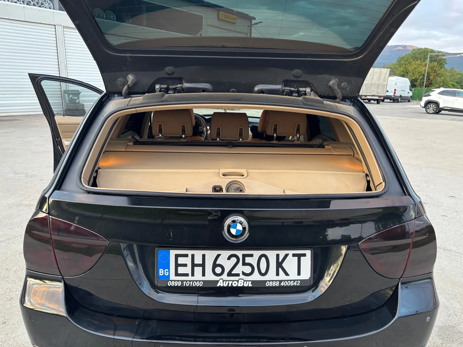 BMW 320, снимка 13 - Автомобили и джипове - 55501768