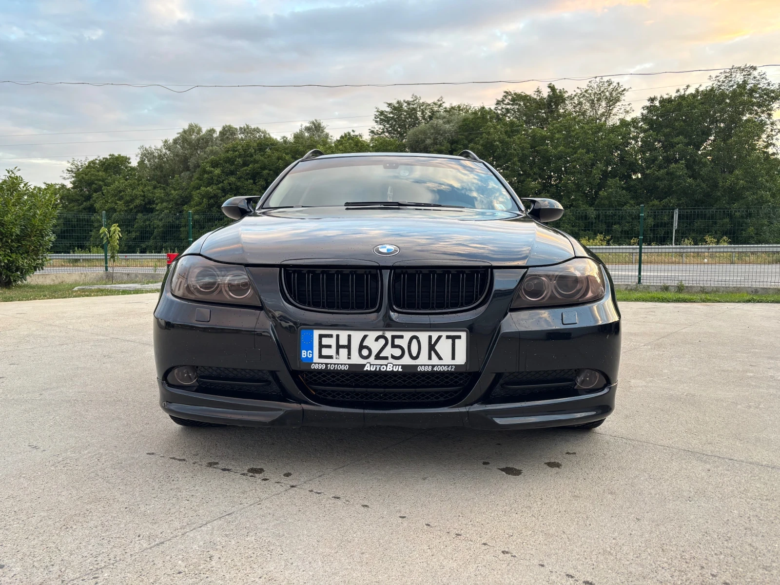 BMW 320, снимка 3 - Автомобили и джипове - 55501768