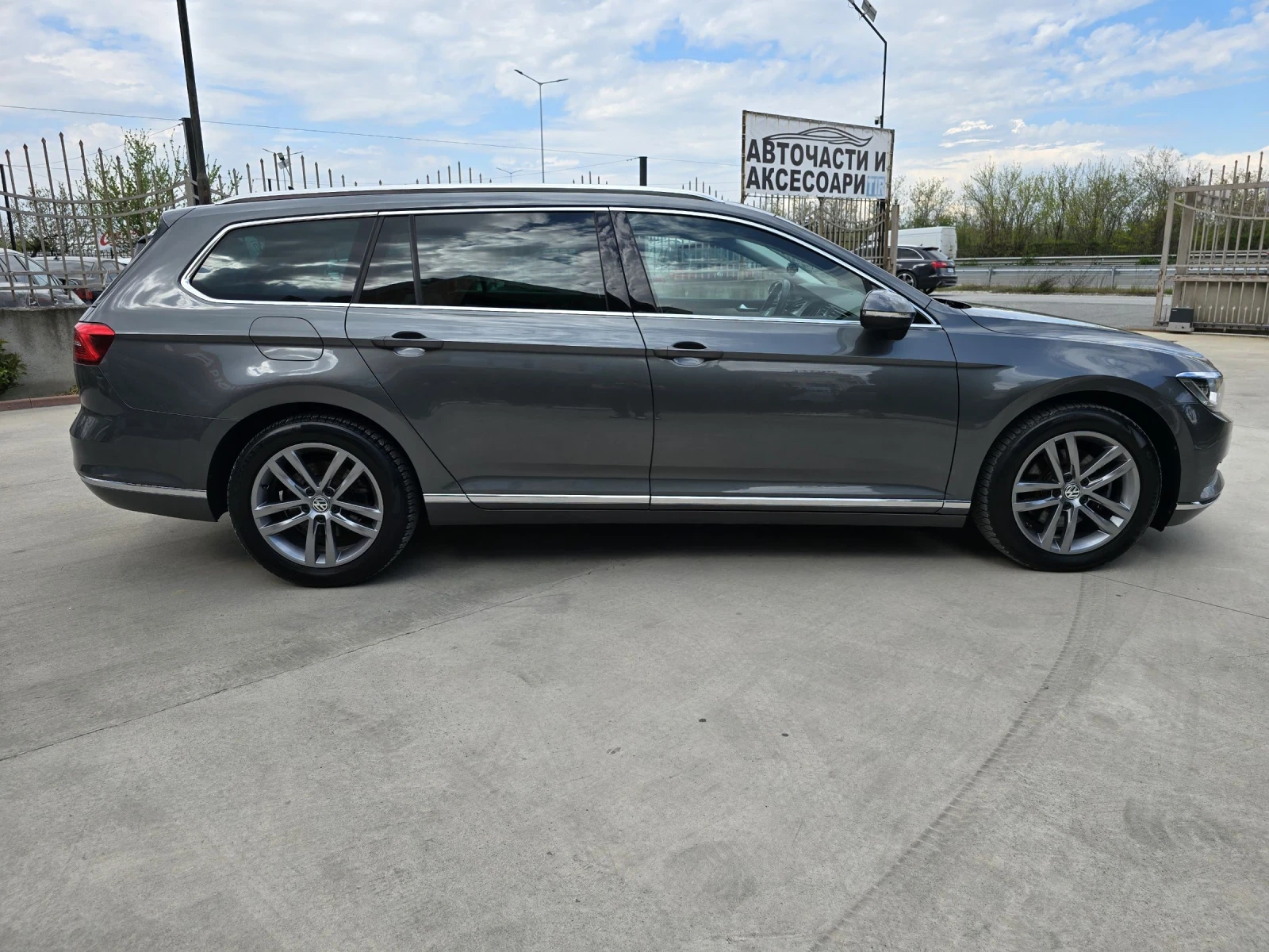 VW Passat 2.0 TDI/ HIGHLINE/ LED/ DISTRONIC/ �������� | Mobile.bg � ����������� 7
