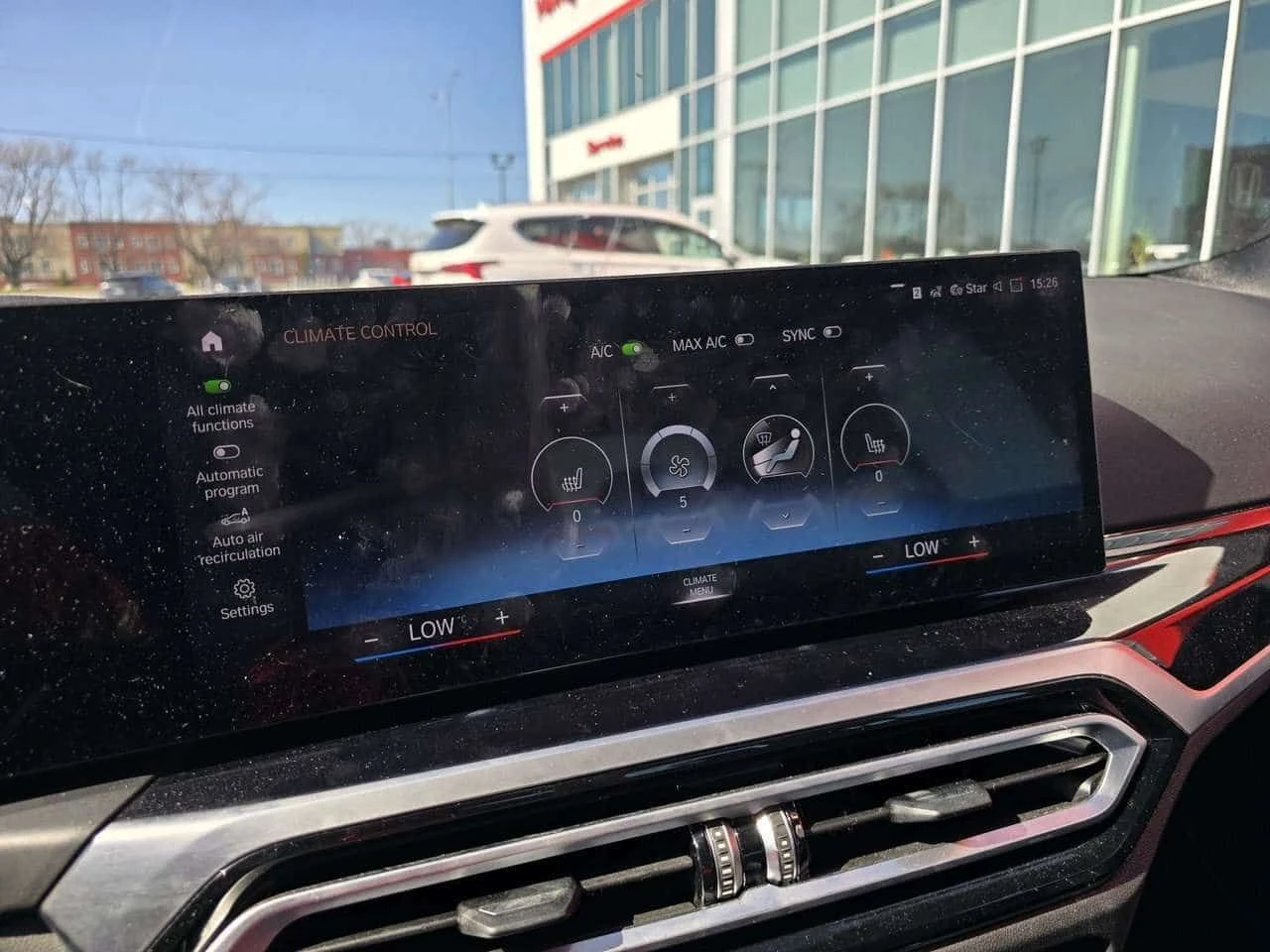 BMW 330 * xDrive * CARFAX * ���� �� �� | Mobile.bg � ����������� 12