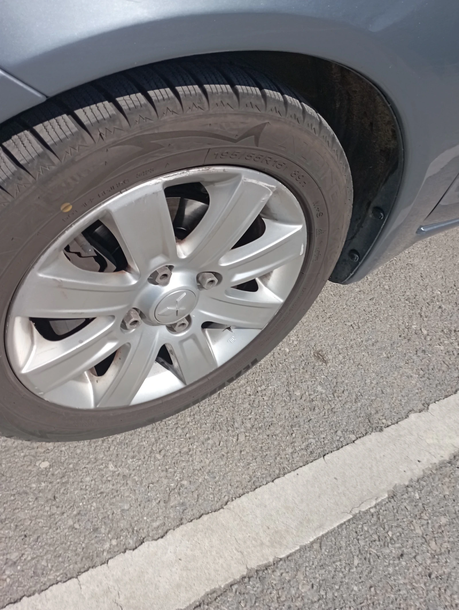 Mitsubishi Colt 2009, снимка 7 - Автомобили и джипове - 54333342