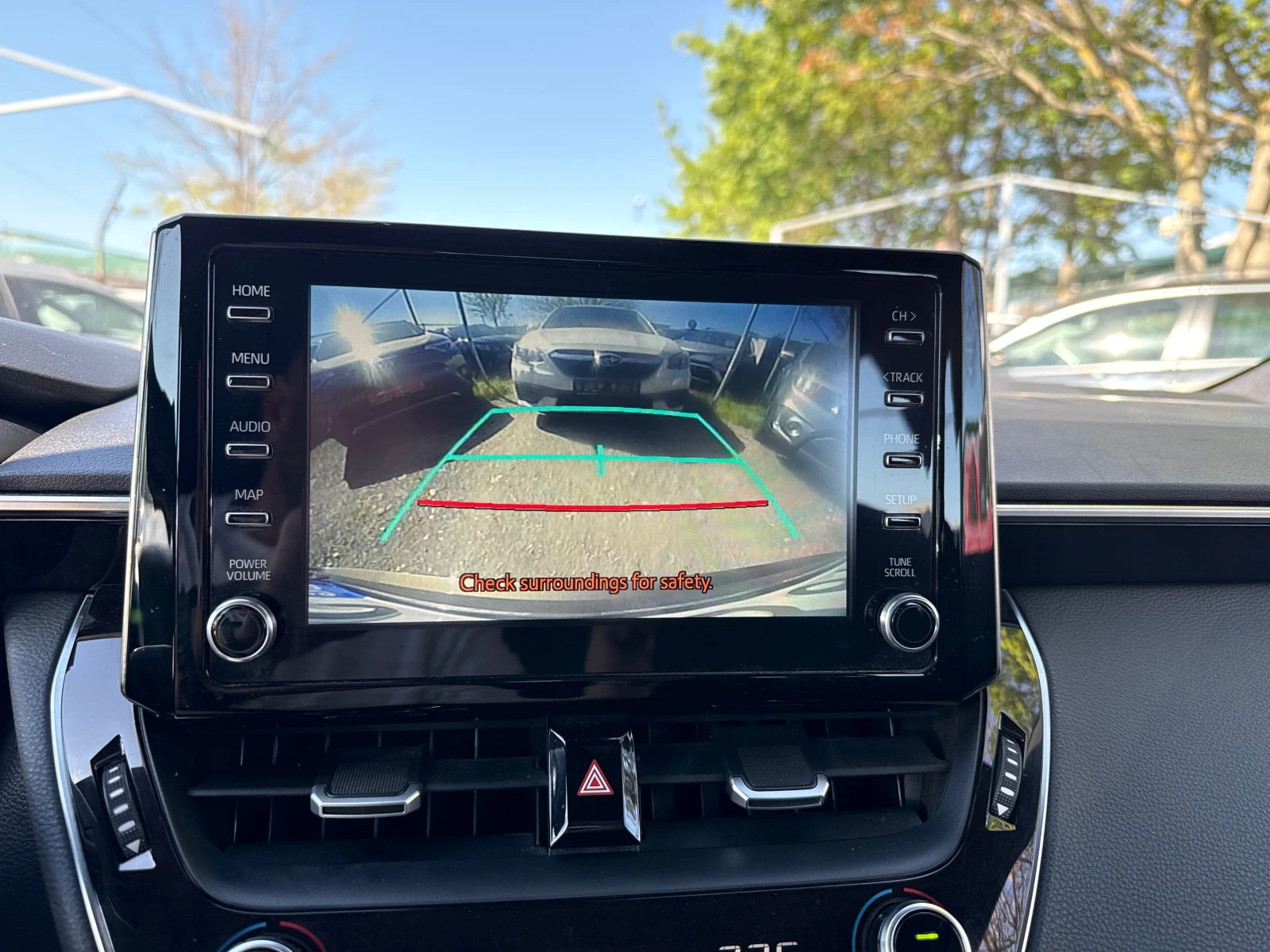 Toyota Corolla Distronic////Lane-Assist///TOP///, снимка 10 - Автомобили и джипове - 54442265
