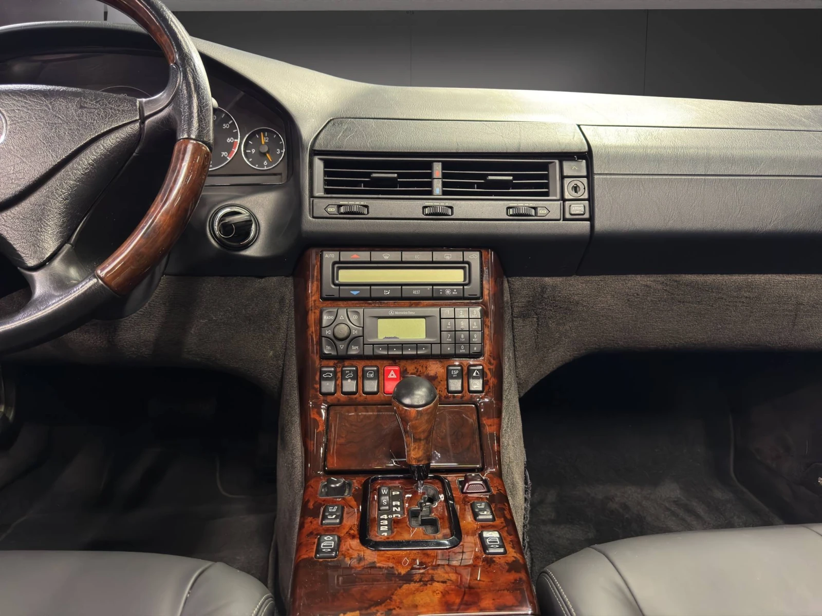 Mercedes-Benz SL 500, снимка 12 - Автомобили и джипове - 54455410