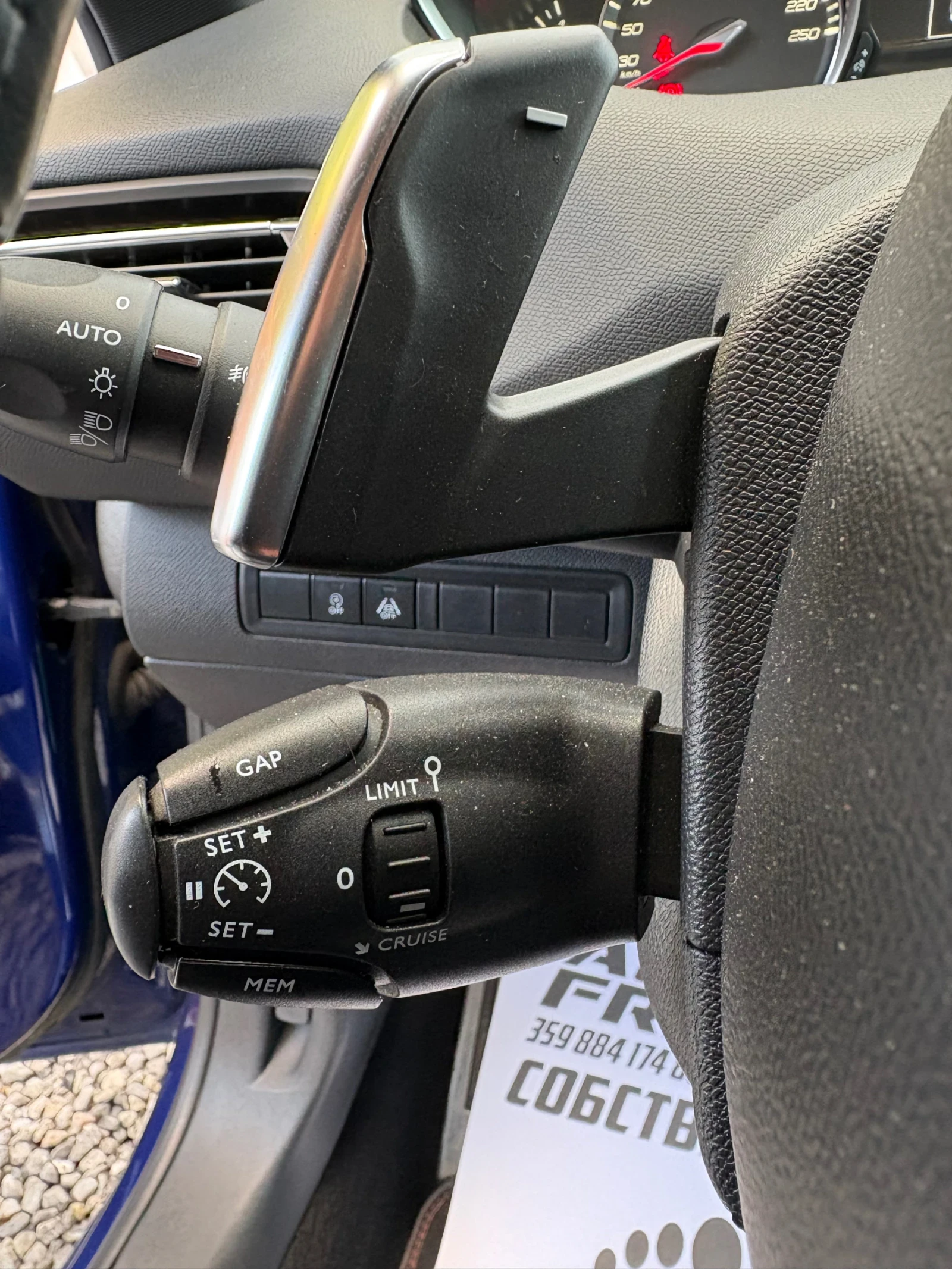 Peugeot 308 1.5HDI* GT-LINE* ЛИЗИНГ БЕЗ ДОКАЗАН ДОХОД* БАРТЕР*, снимка 13 - Автомобили и джипове - 54510234