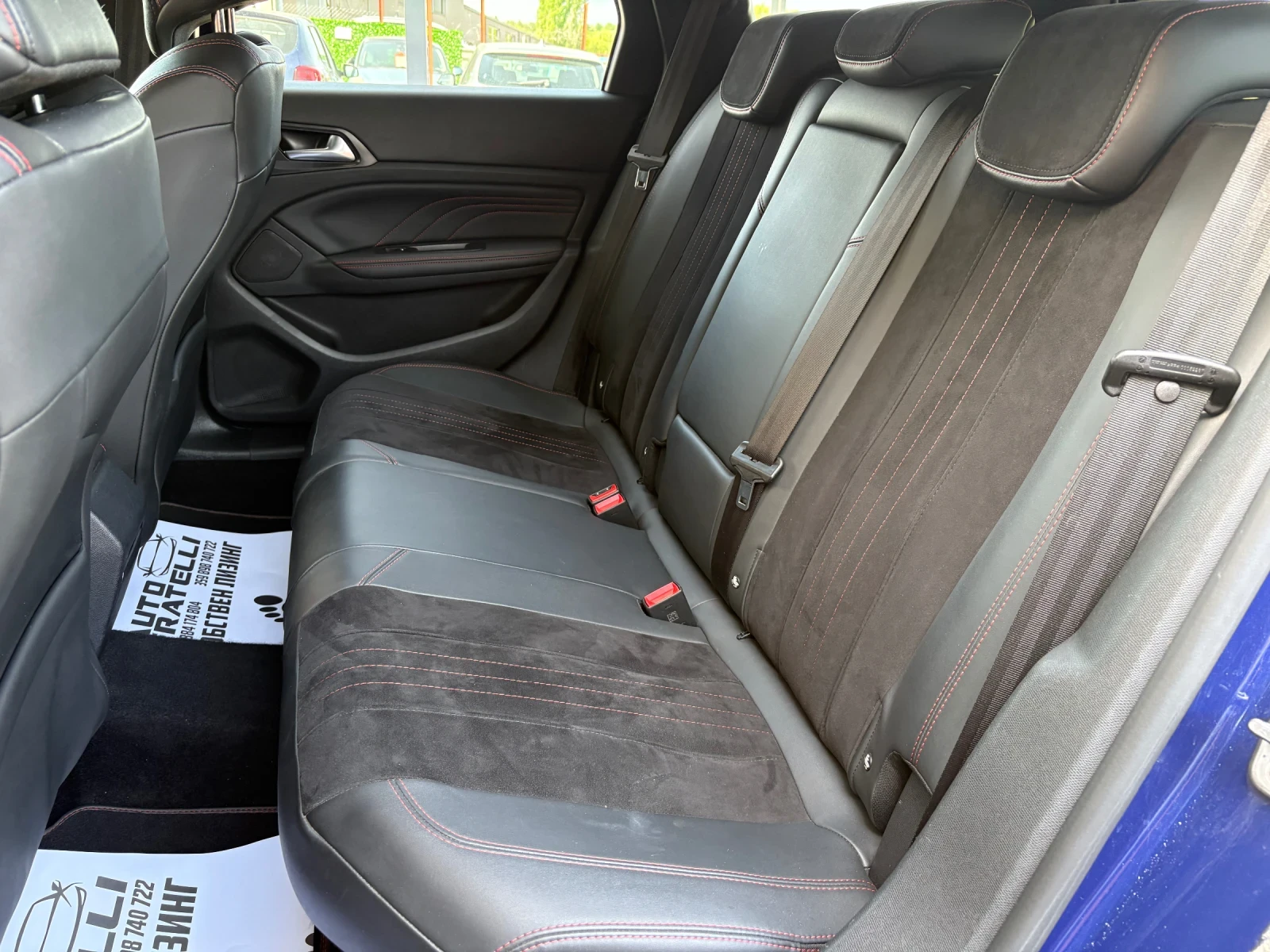 Peugeot 308 1.5HDI* GT-LINE* ЛИЗИНГ БЕЗ ДОКАЗАН ДОХОД* БАРТЕР*, снимка 17 - Автомобили и джипове - 54510234