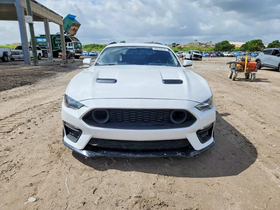 Ford Mustang, снимка 5 - Автомобили и джипове - 54657536