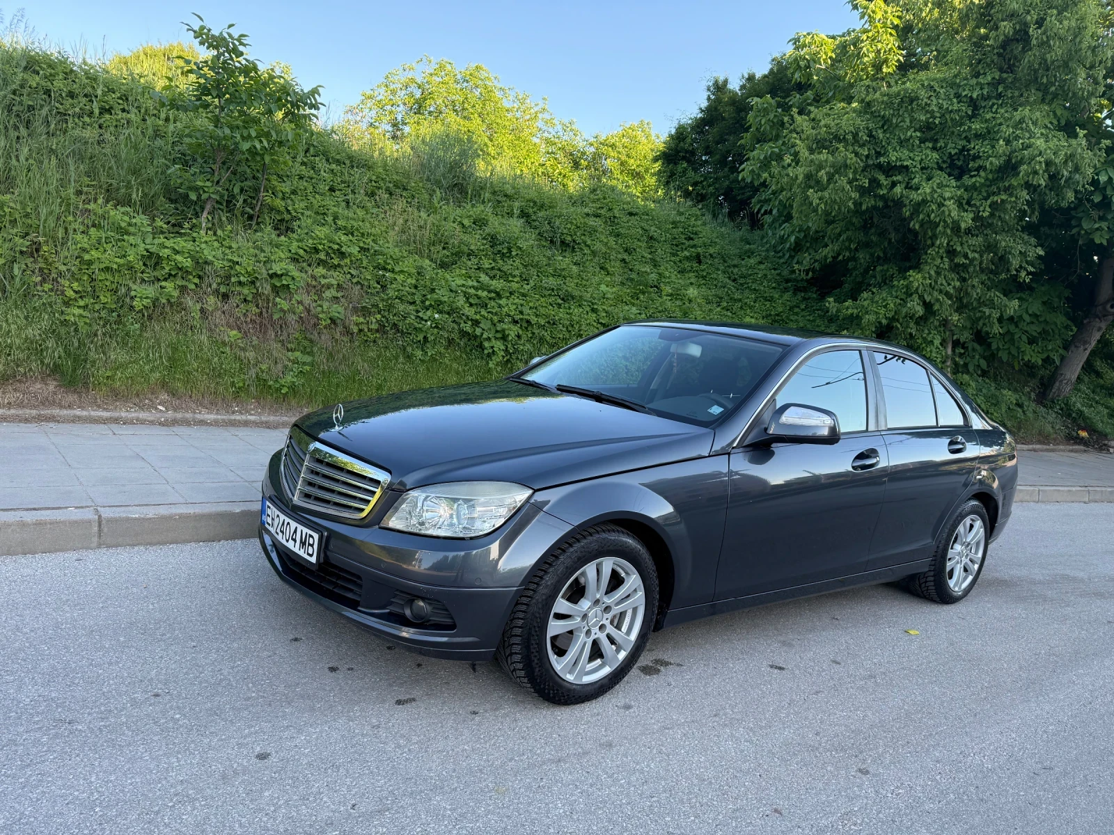 Mercedes-Benz C 180, снимка 3 - Автомобили и джипове - 54695017